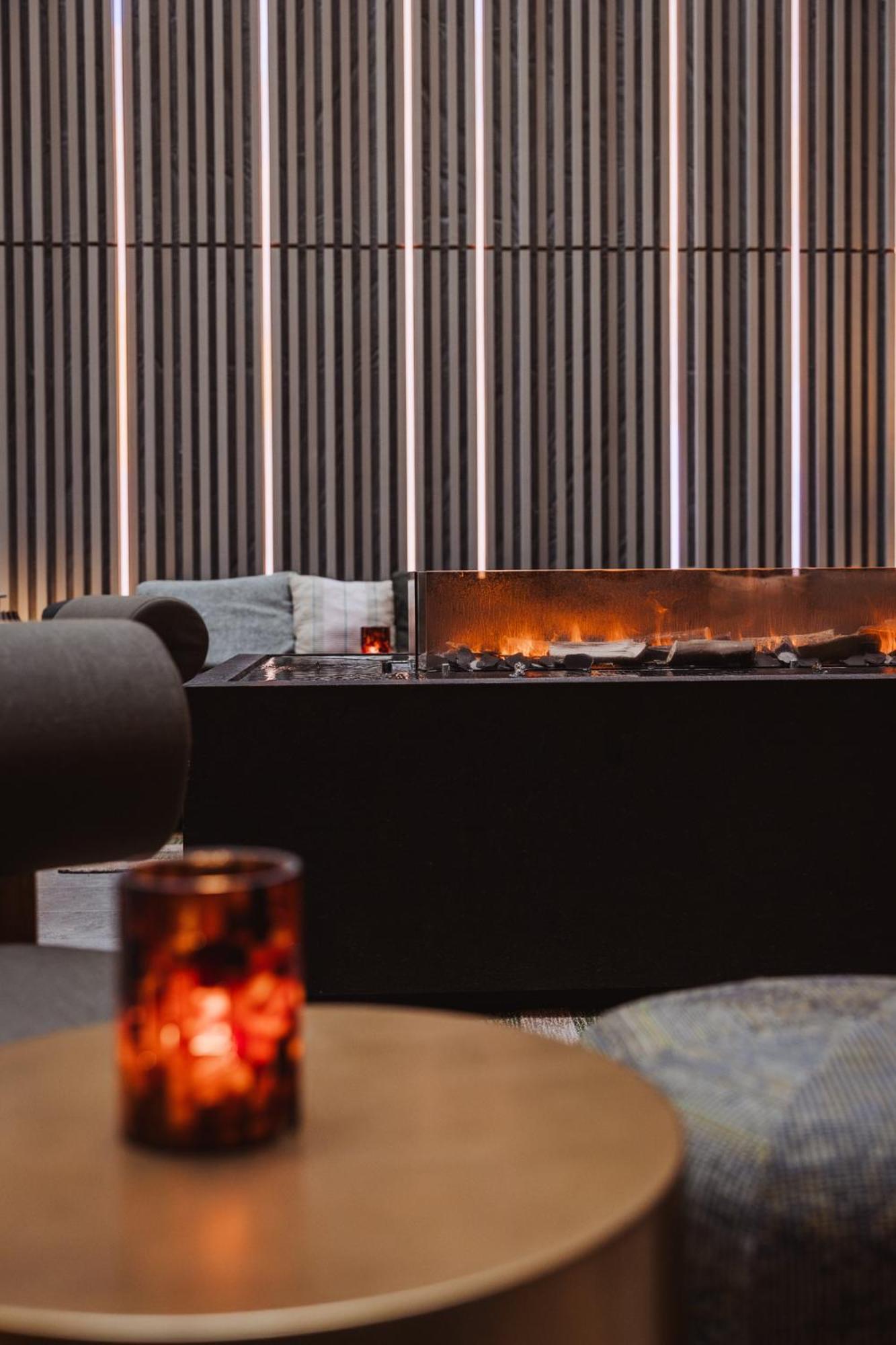 Clarion Hotel The Pier Gothenburg Bagian luar foto